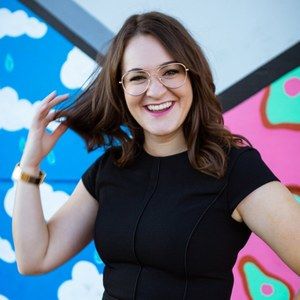 Meet your Posher, Emily